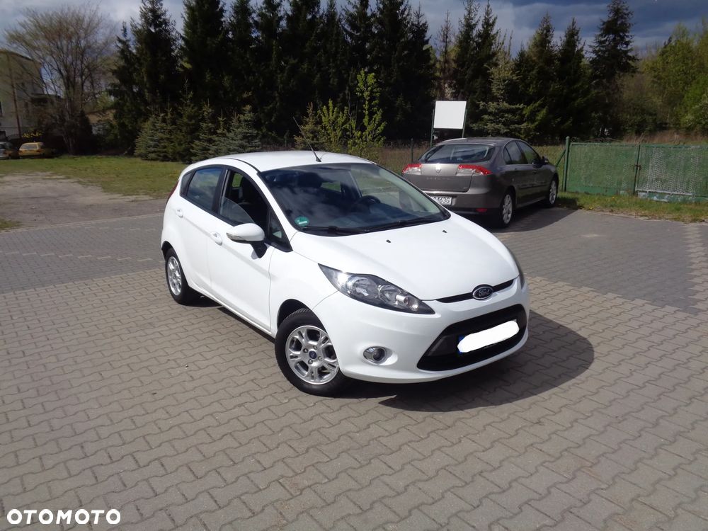 Ford Fiesta 1.25 Champions Edition - 24