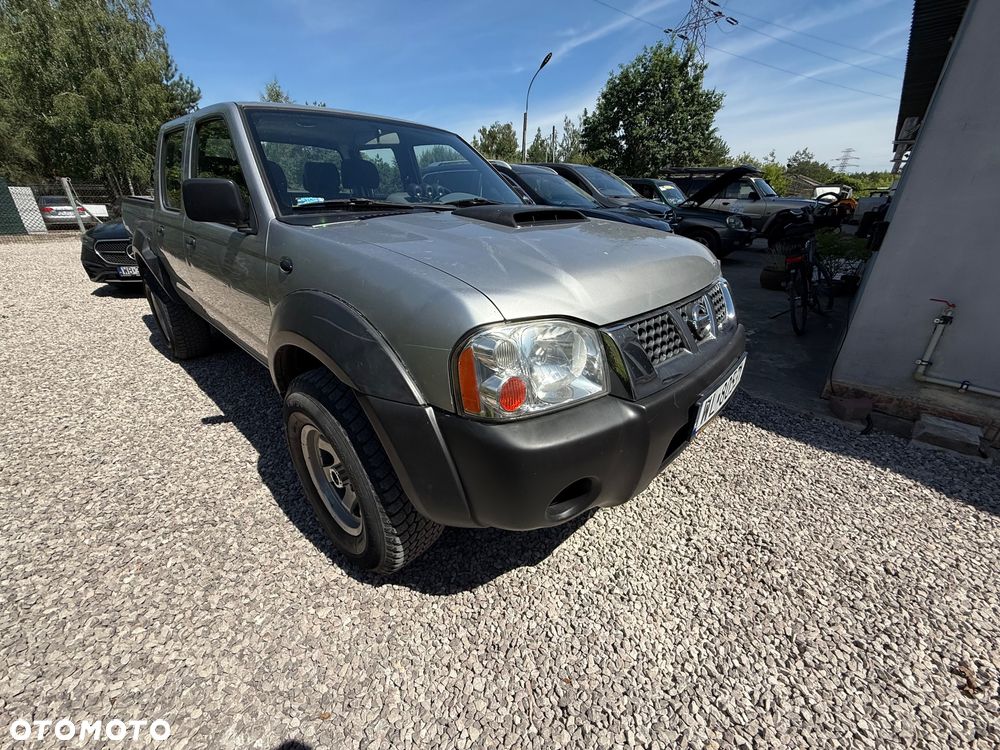 Nissan NP300 Pickup - 2