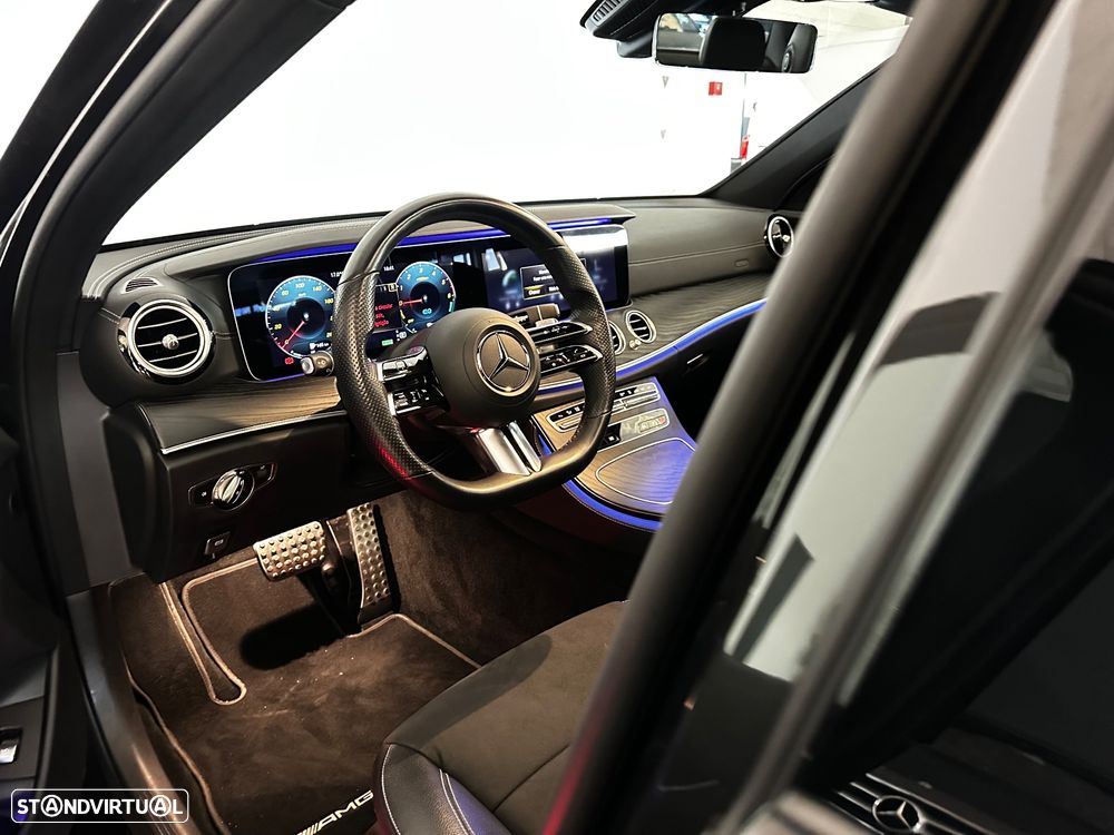 Mercedes-Benz E 300 de 9G-TRONIC AMG Line - 16