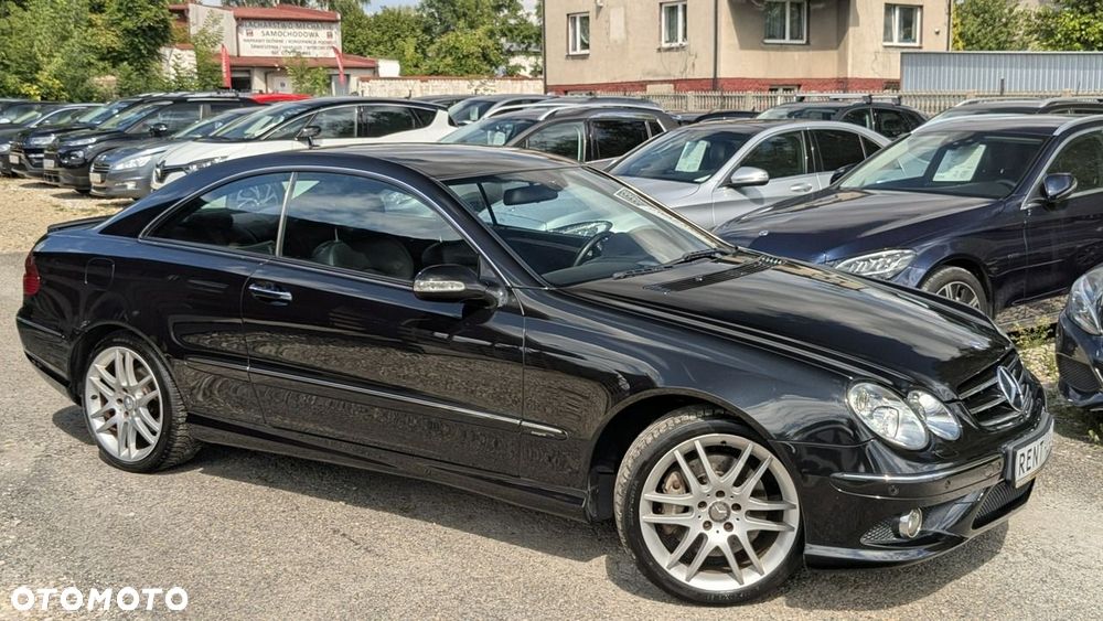 Mercedes-Benz CLK - 8