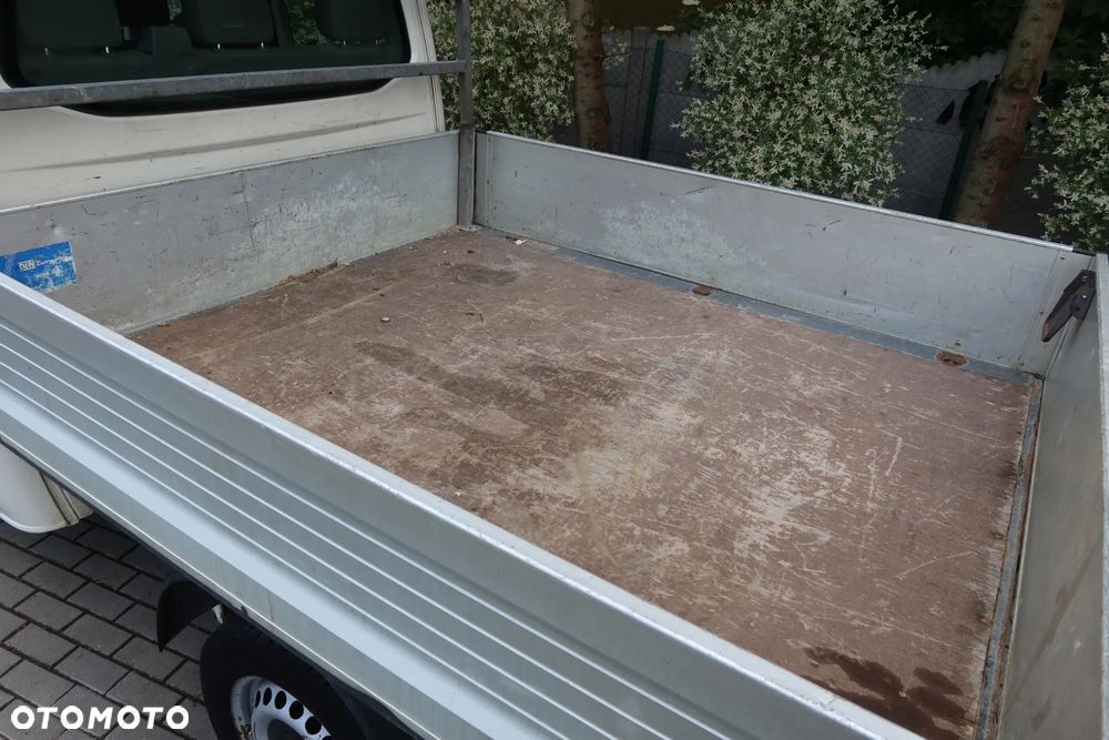 Volkswagen Transporter - 7