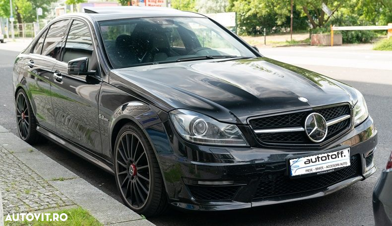 Pachet exterior Mercedes C-Class W204 Facelift (11-13) C63 Design - 16