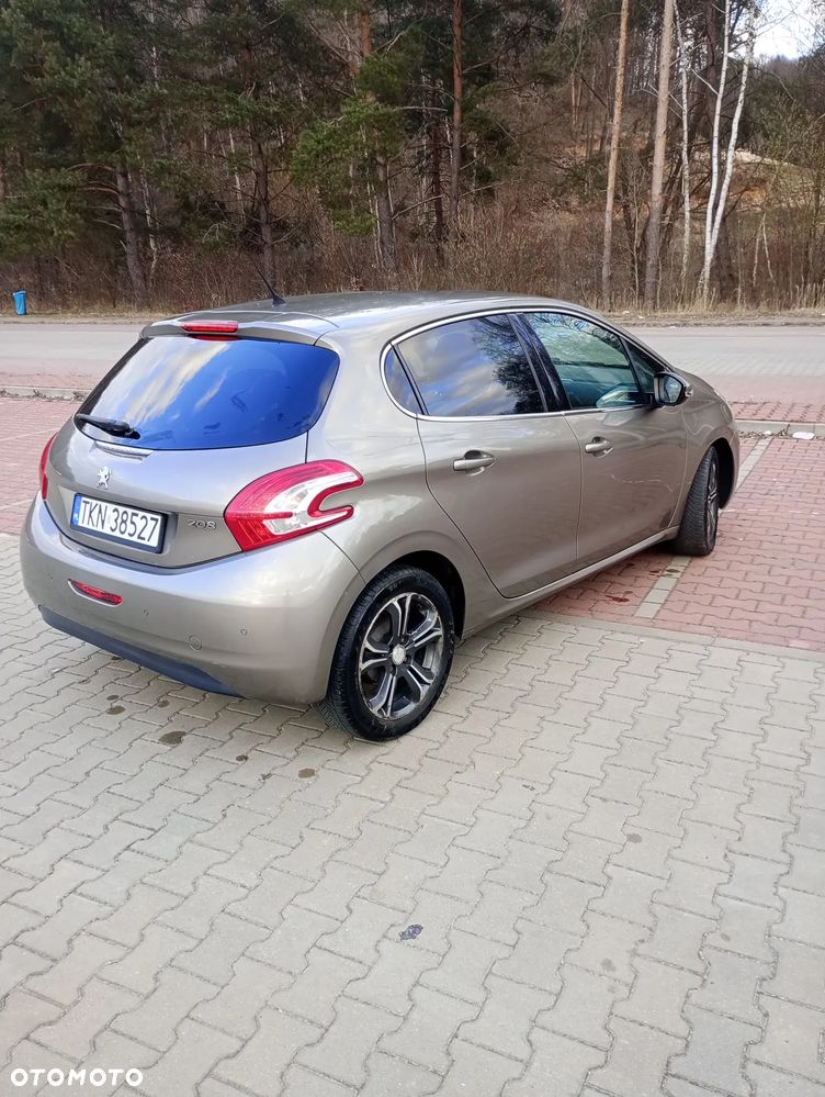 Peugeot 208 1.2 VTi Allure - 6