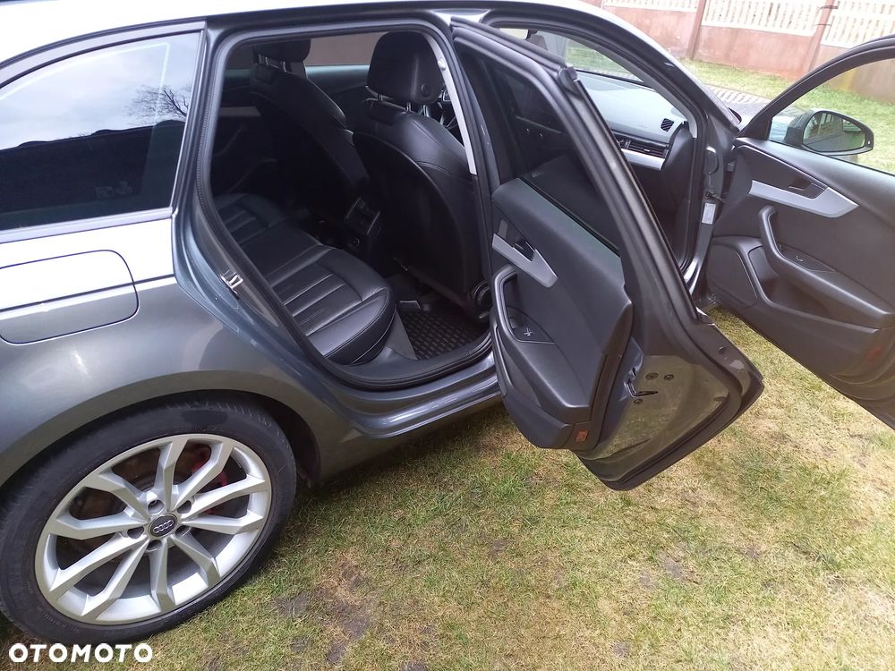 Audi A4 Avant 2.0 TDI S tronic - 28