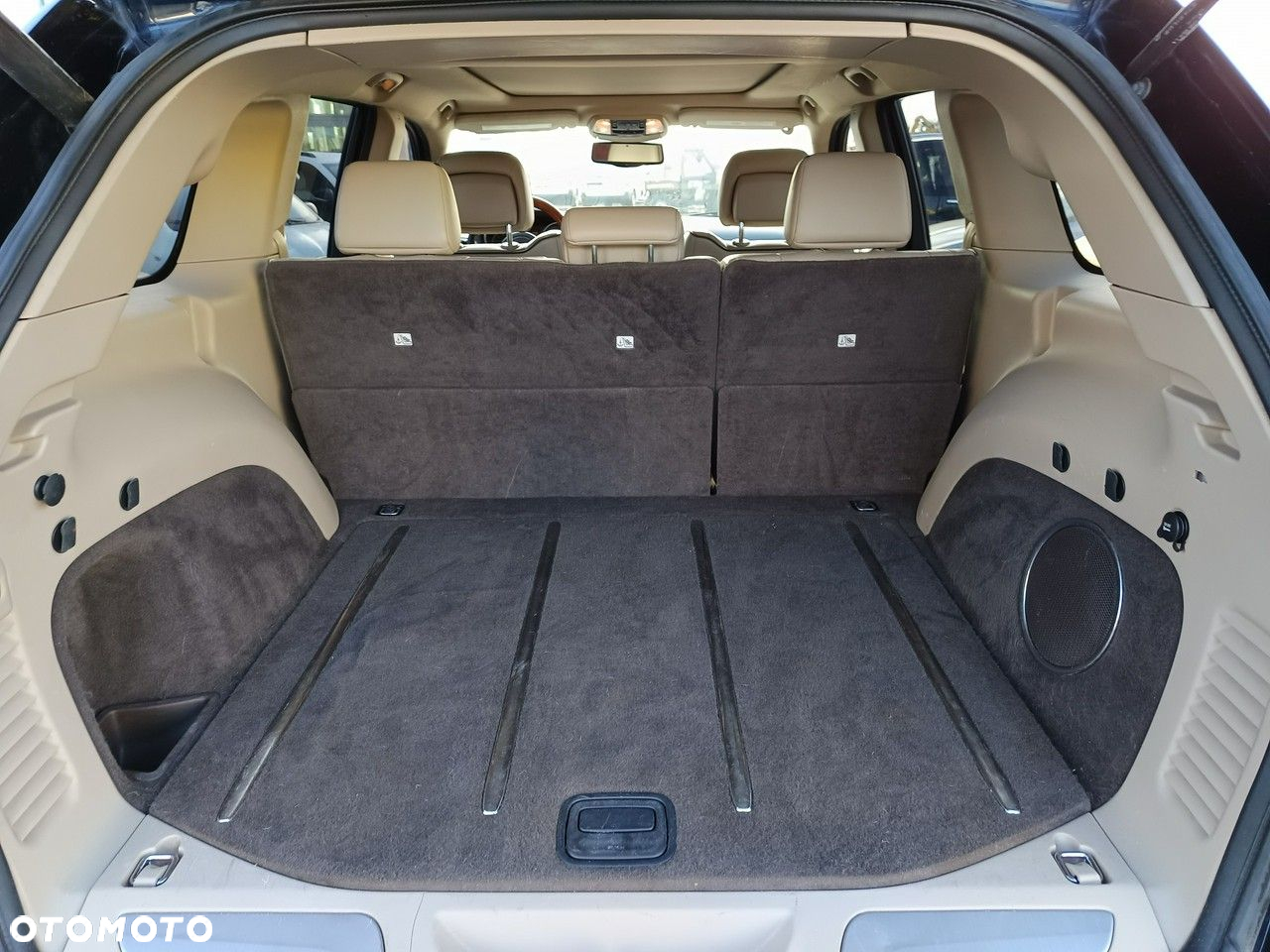 Jeep Grand Cherokee - 15