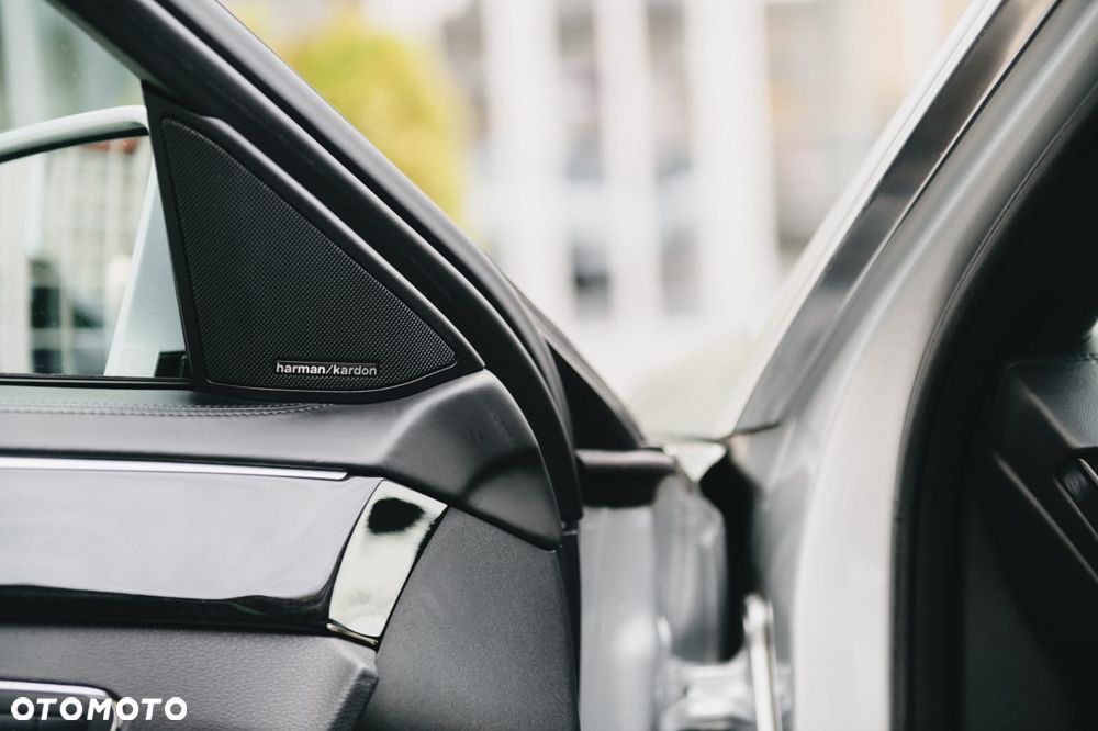 Mercedes-Benz Klasa E 63 AMG AMG Speedshift 7G-MCT - 17