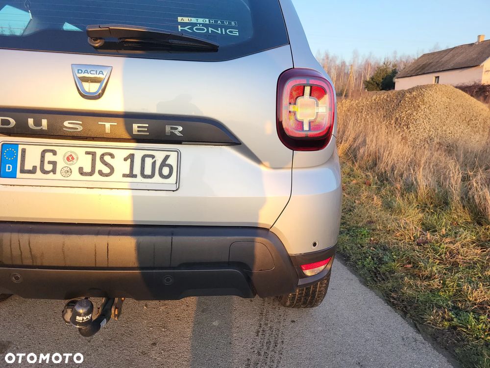 Dacia Duster 1.6 SCe Essential - 9