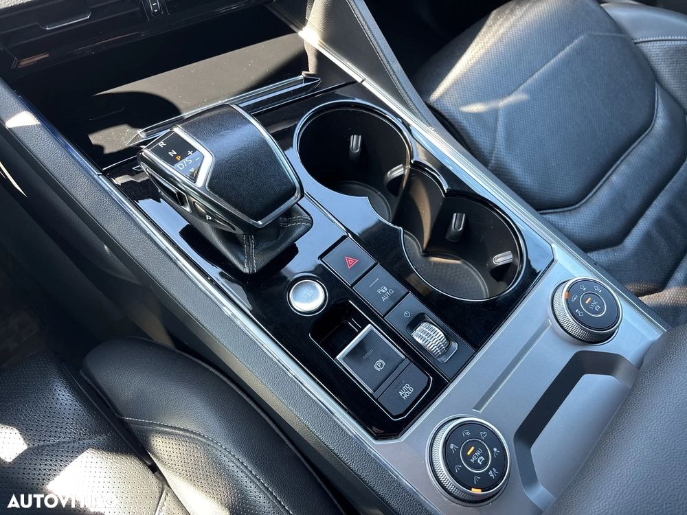 Volkswagen Touareg V6 TDI R-Style - 14