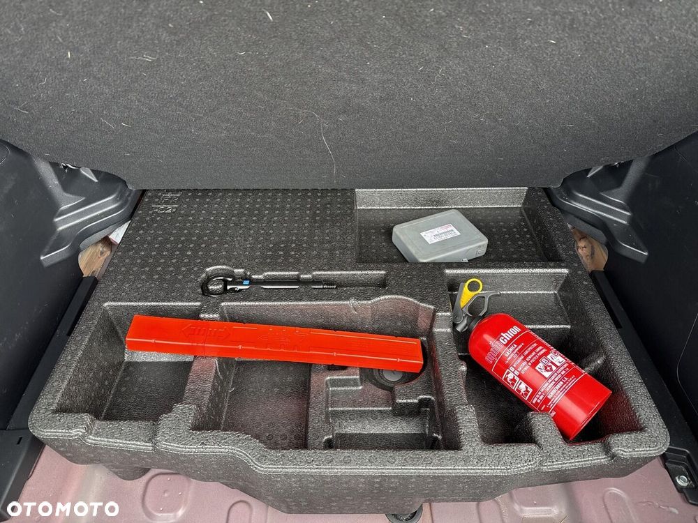 Toyota Yaris Cross Hybrid 1.5 Adventure 4x4 - 28