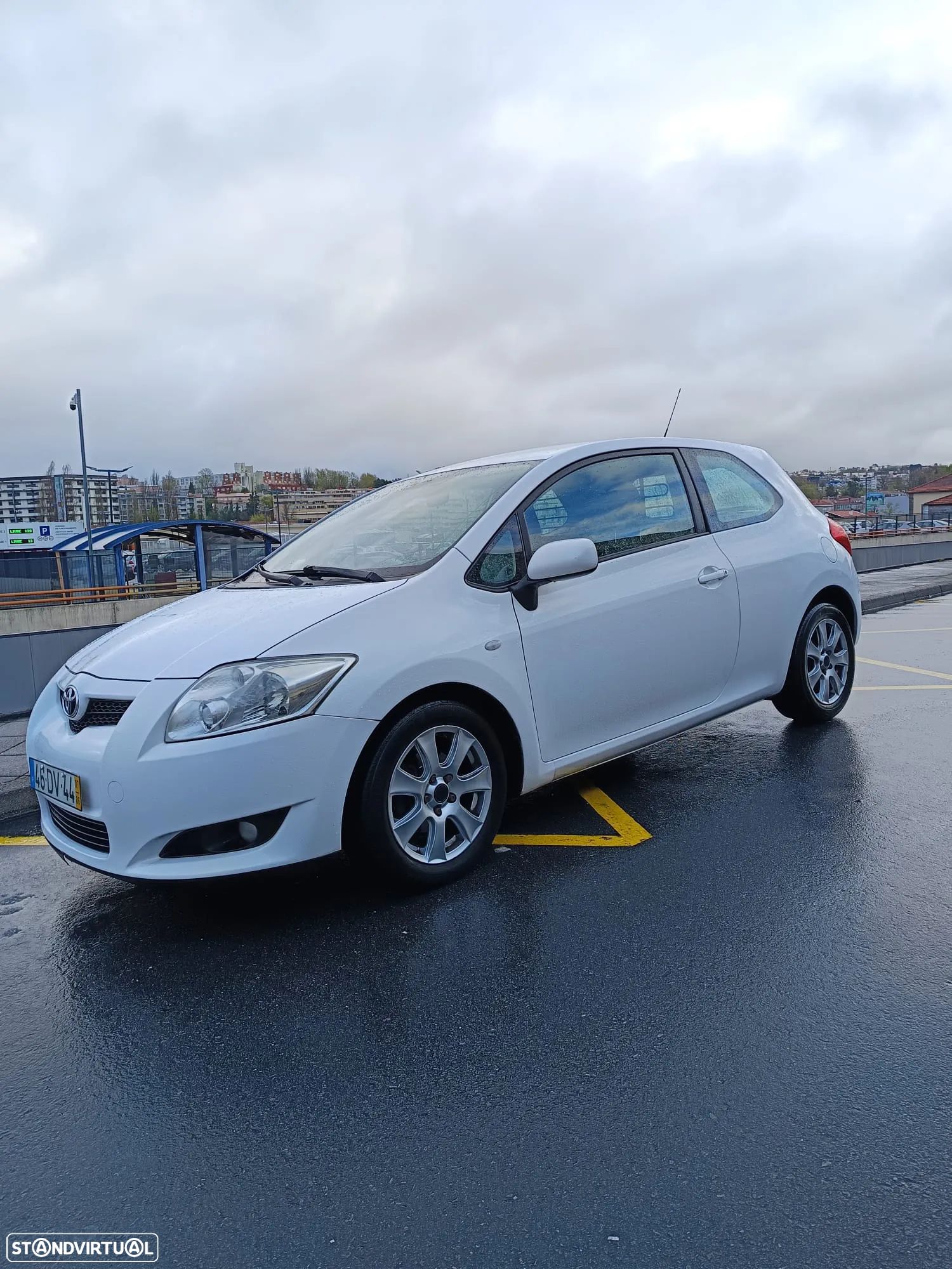Toyota Auris 1.4 D-4D - 1