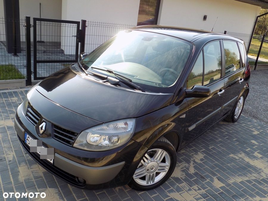 Renault Scenic 1.6 16V Luxe Privilege - 6