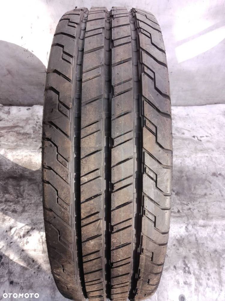 Continental ContiVanContact 100 205/75 R16C 113/111R 2025