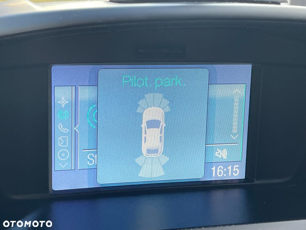 Ford Kuga 2.0 TDCi 4x4 Titanium - 16