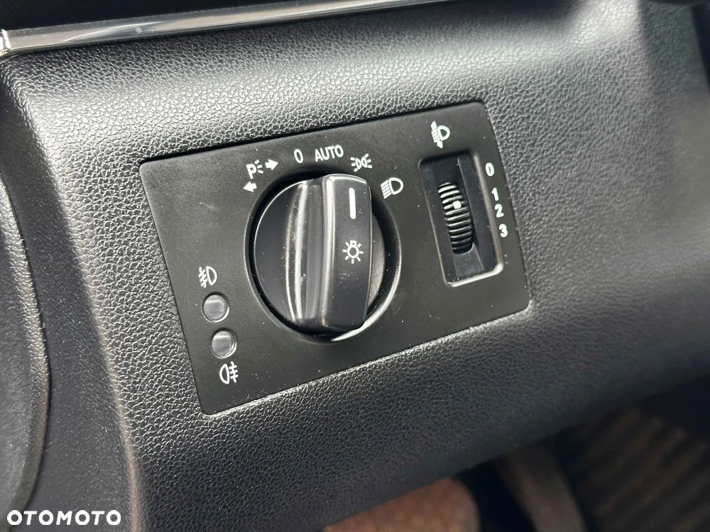 Mercedes-Benz Klasa B 180 Autotronic - 21