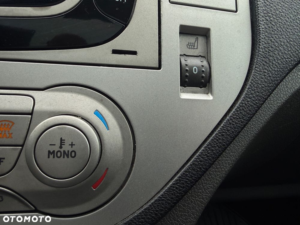 Ford Kuga 2.0 TDCi 2x4 SYNC - 18