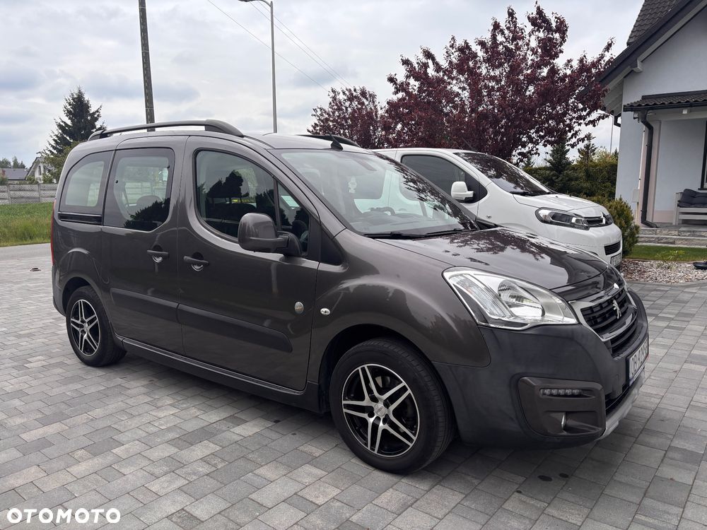 Peugeot Partner 1.6 BlueHDi Outdoor S&S - 23