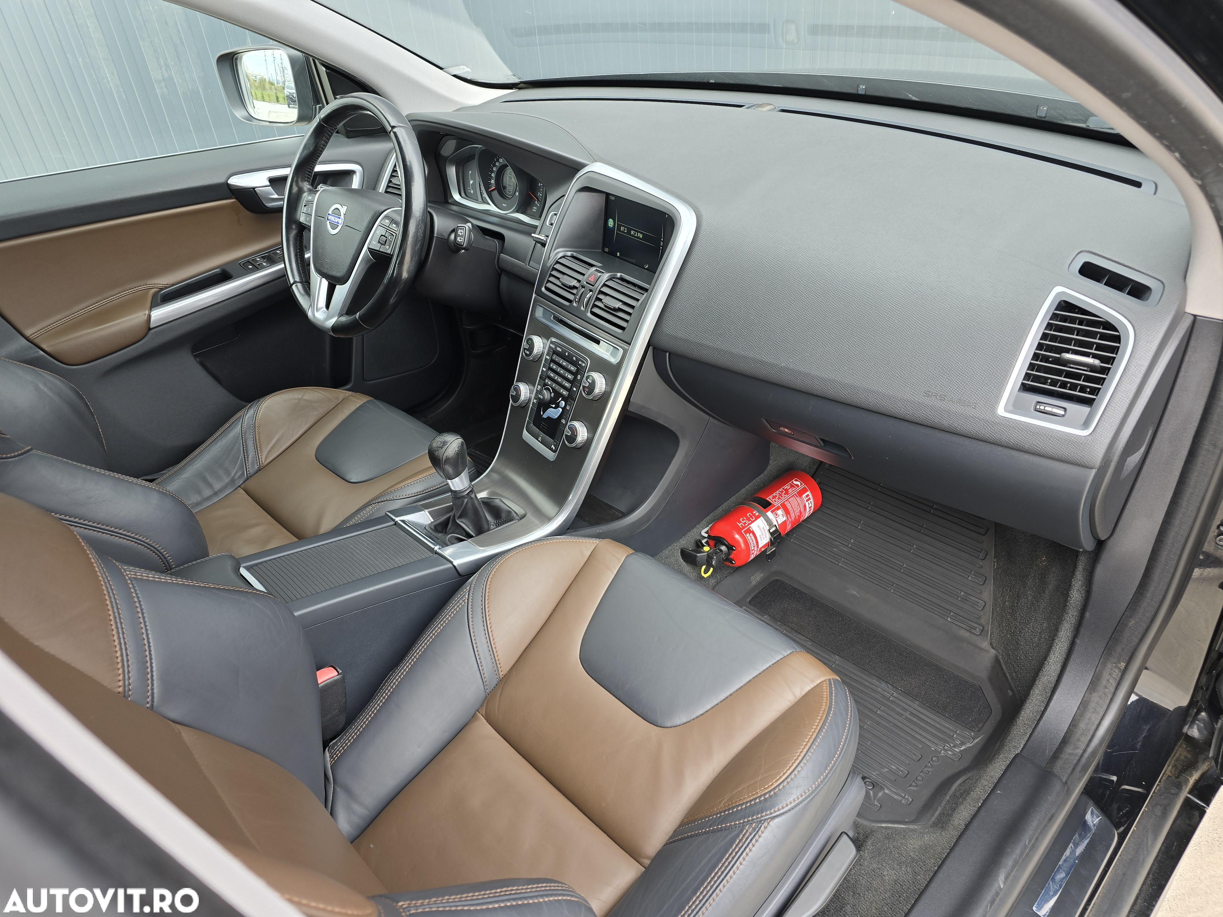 Volvo XC 60 D3 Start-Stop Ocean Race - 7