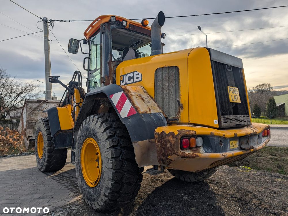 JCB 437HT - 12