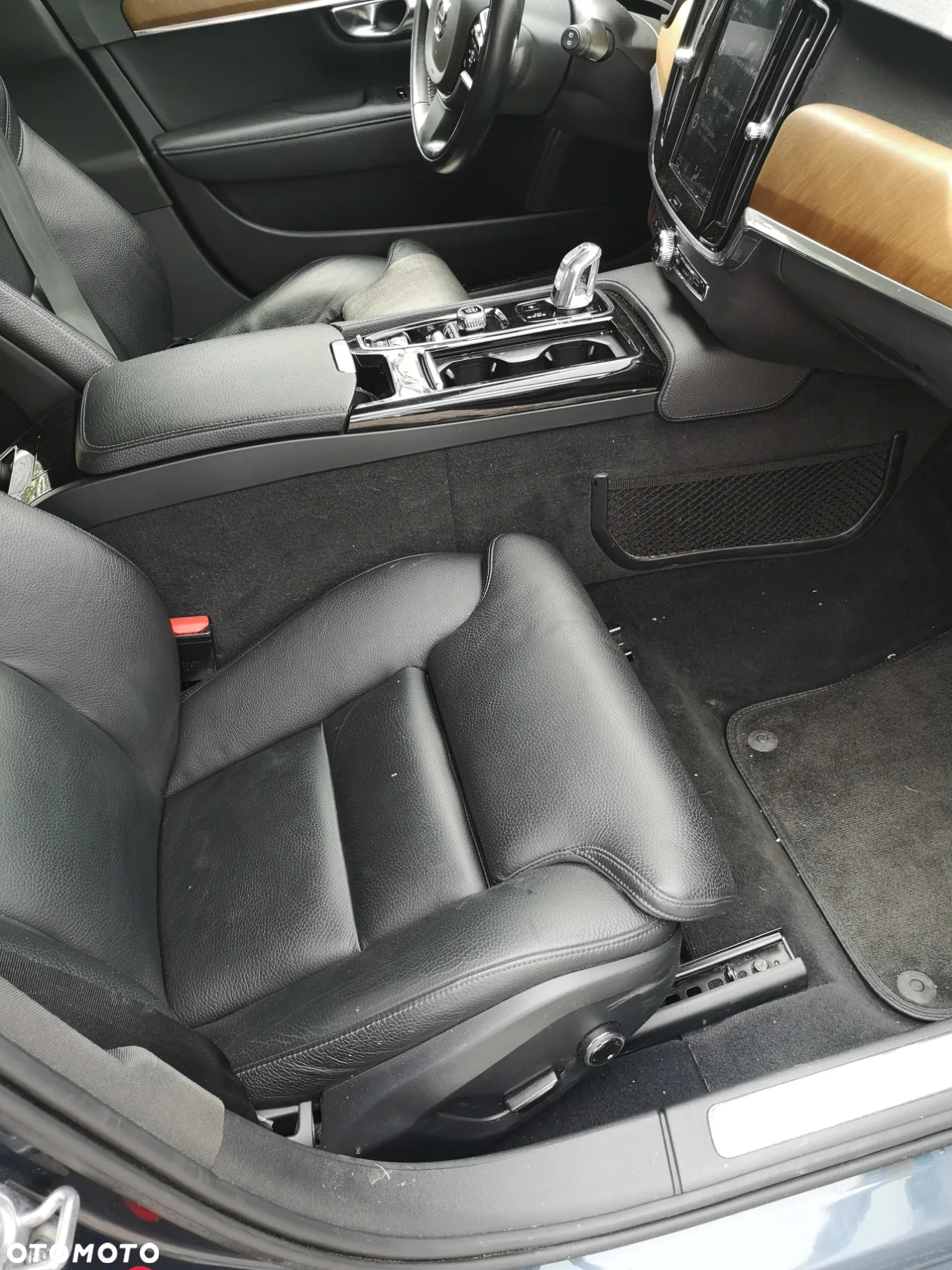 Volvo V90 T8 AWD Plug-In Hybrid Inscription - 13