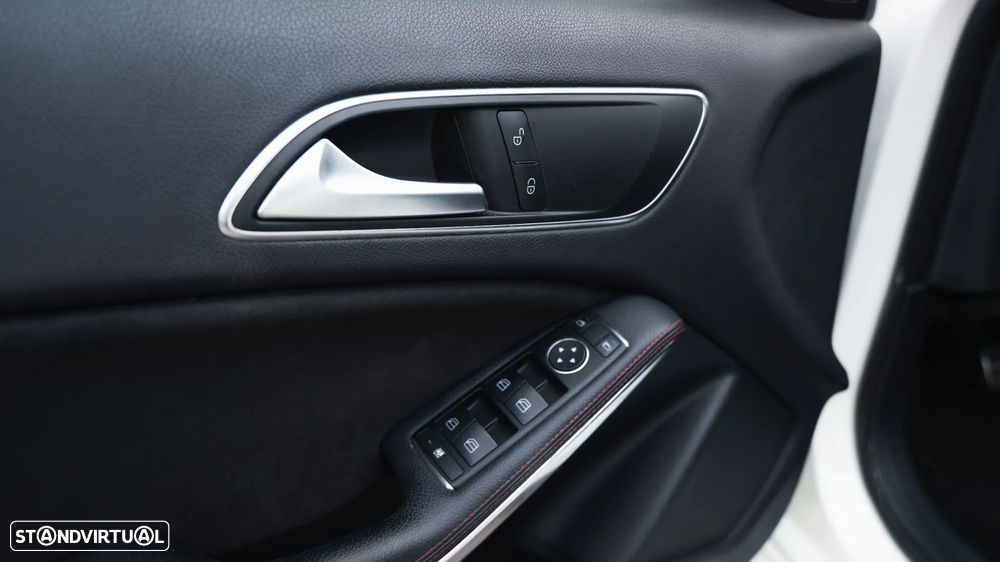 Mercedes-Benz A 200 CDI AMG Line - 25