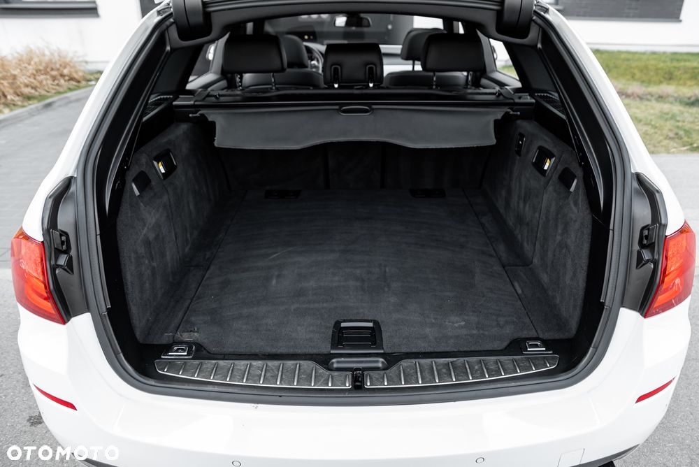 BMW Seria 5 M550d xDrive Touring Sport-Aut - 20