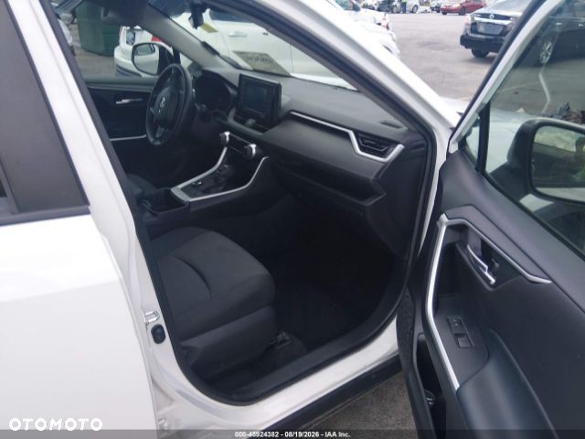 Toyota RAV4 - 5
