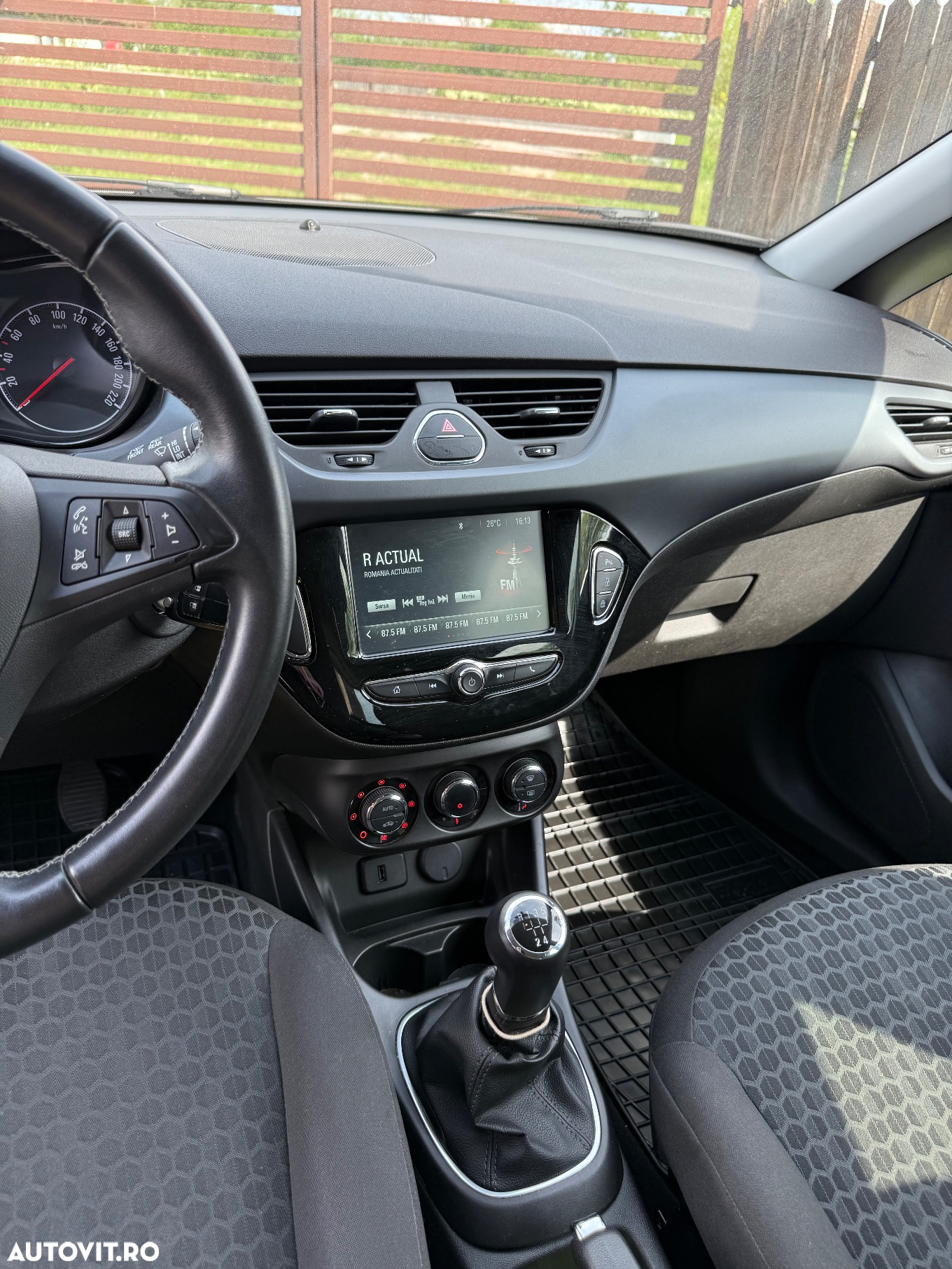 Opel Corsa 1.2 TWINPORT ECOTEC Enjoy - 5