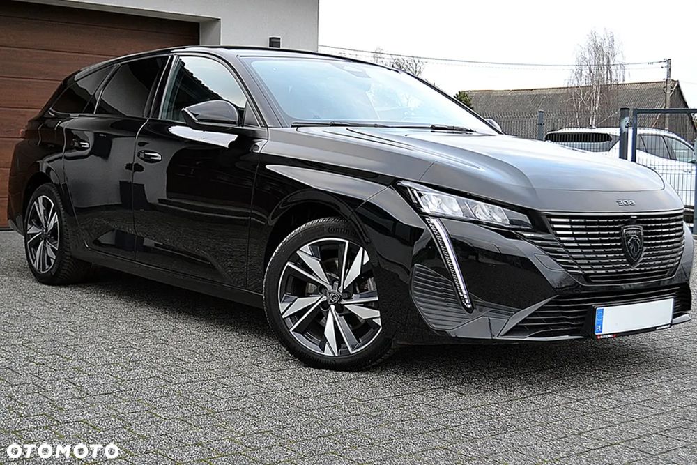 Peugeot 308 - 1