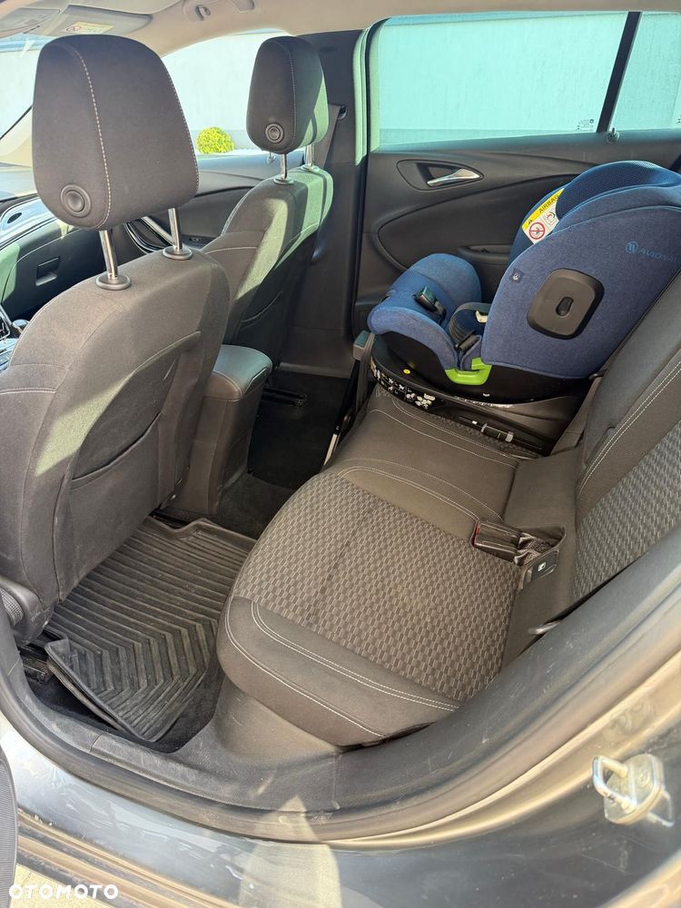 Opel Astra 1.6 CDTI Sport - 7