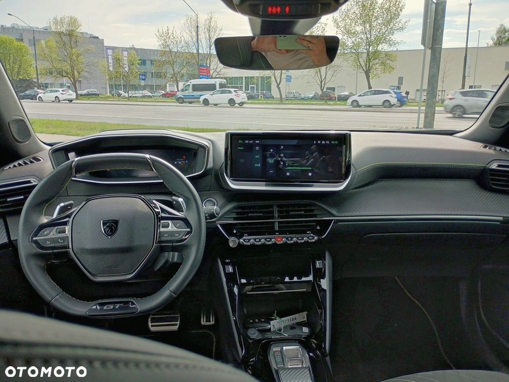 Peugeot 2008 1.2 PureTech Allure S&S EAT8 - 10
