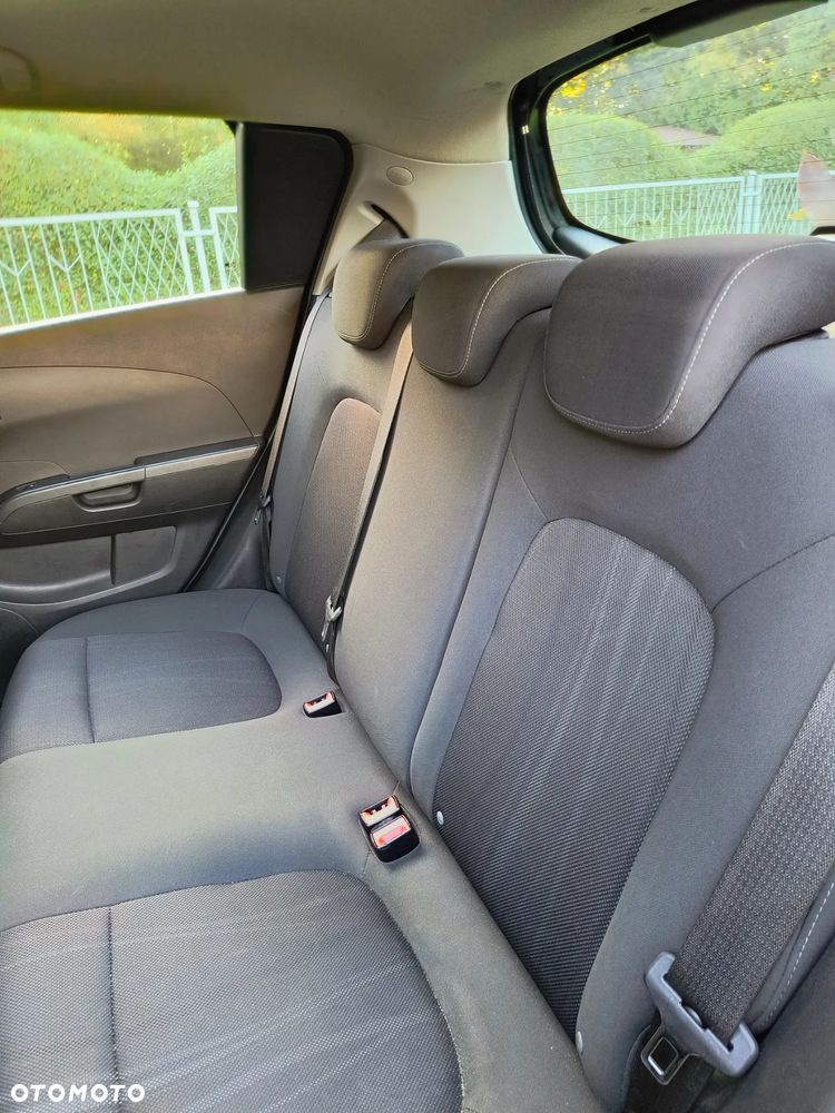Chevrolet Aveo - 7