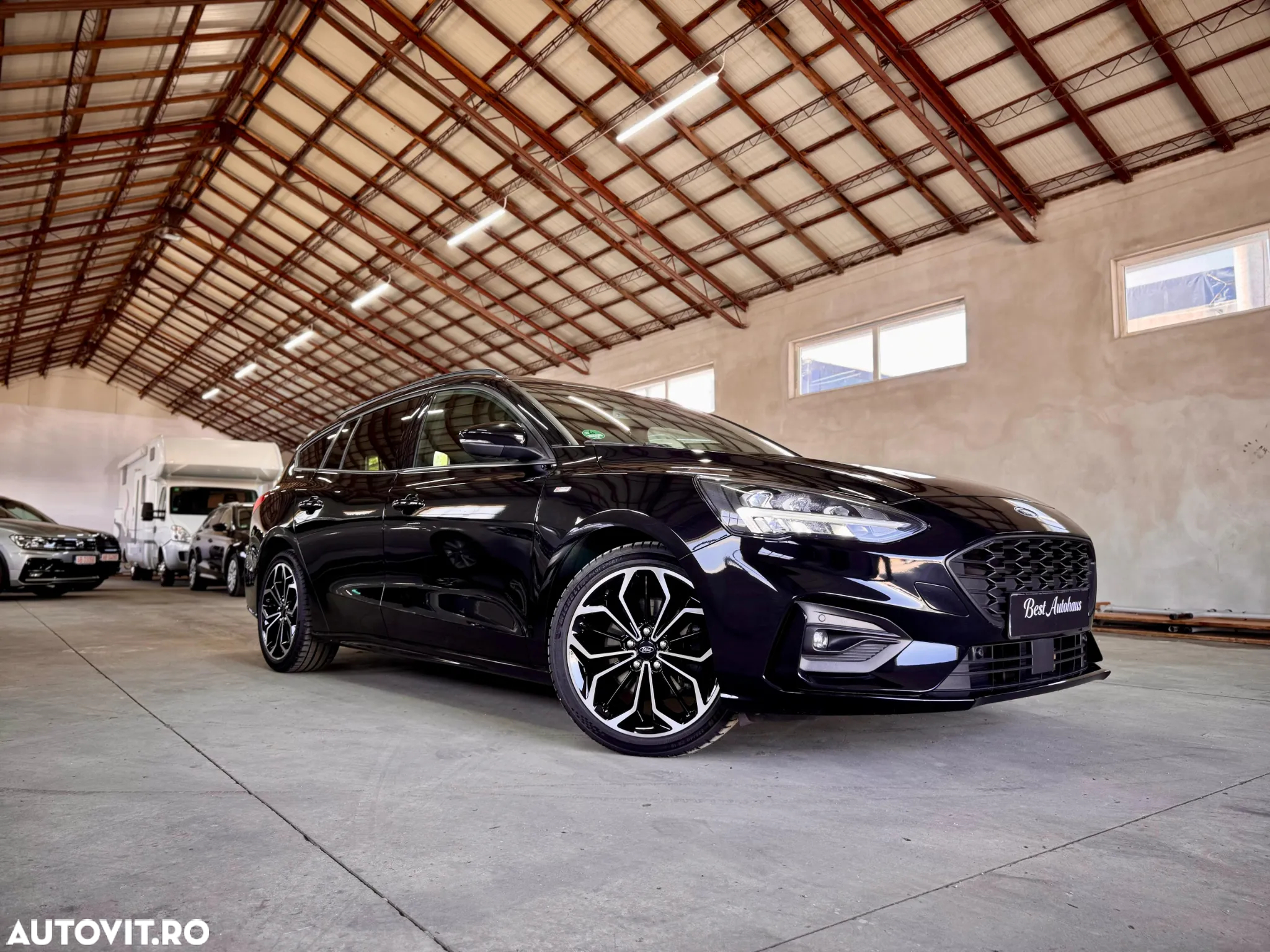 Ford Focus Turnier 2.0 EcoBlue Start-Stopp-System Aut. ST-LINE - 2