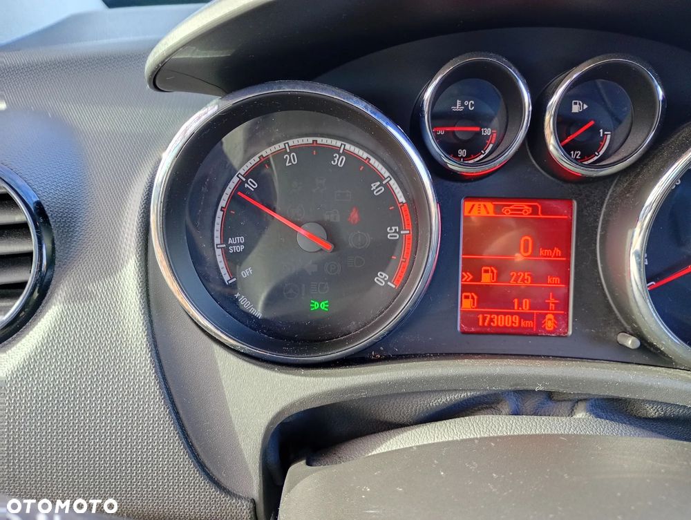 Opel Meriva 1.6 CDTI Essentia S&S - 15