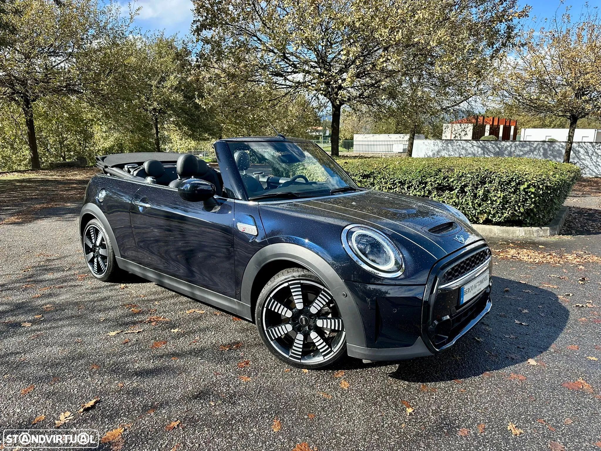 MINI Cabrio Cooper S Auto. Sidewalk Edition - 1