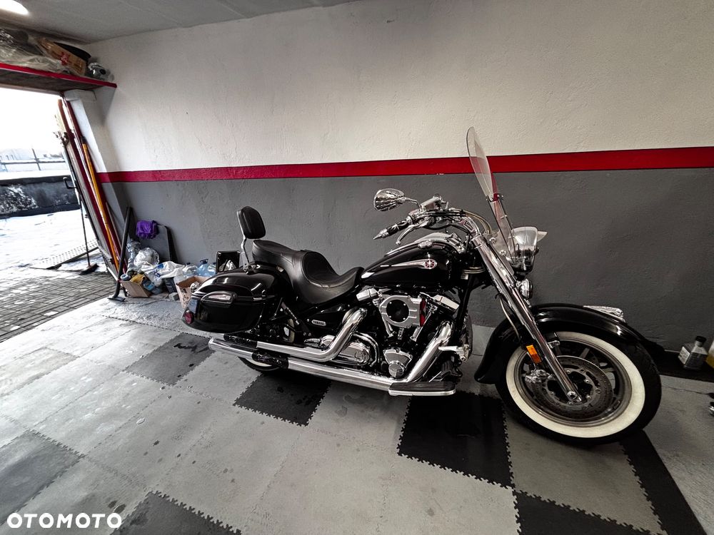 Yamaha Road Star - 16