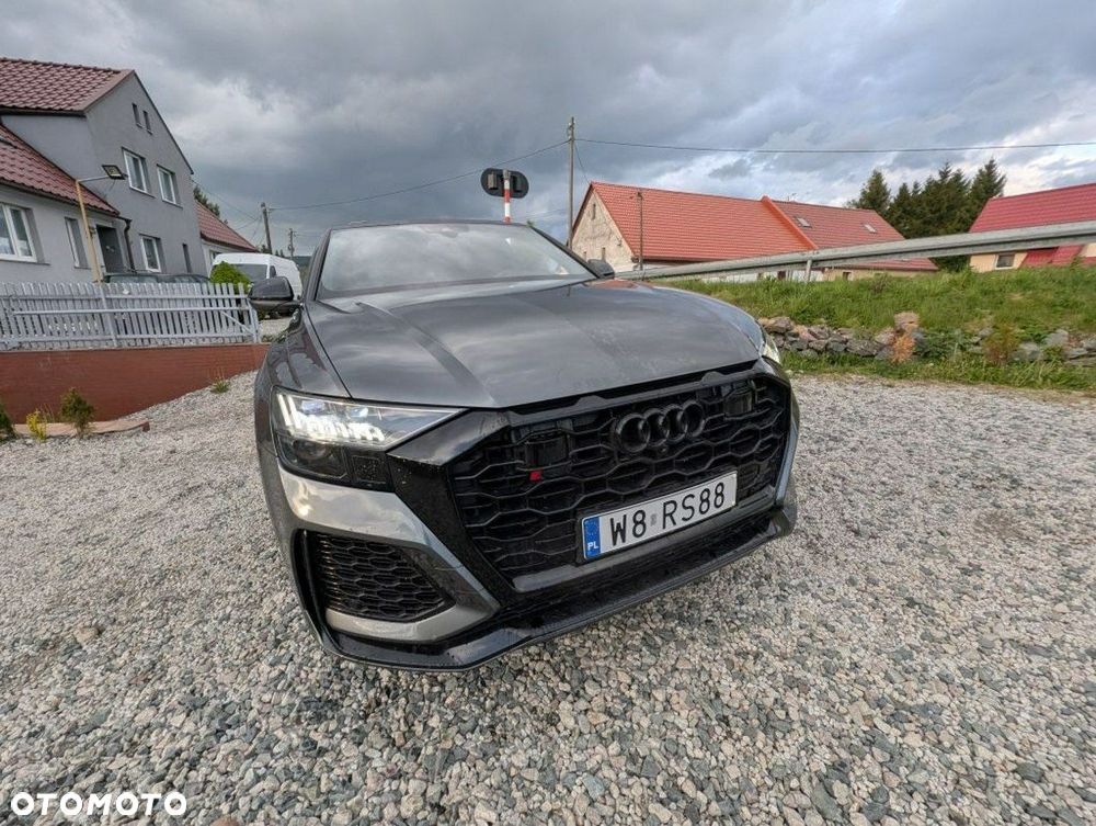 Audi RS Q8 - 2