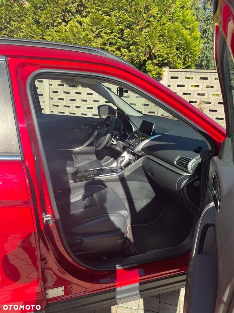 Mitsubishi Eclipse Cross 1.5 T GPF Instyle CVT 4WD - 13