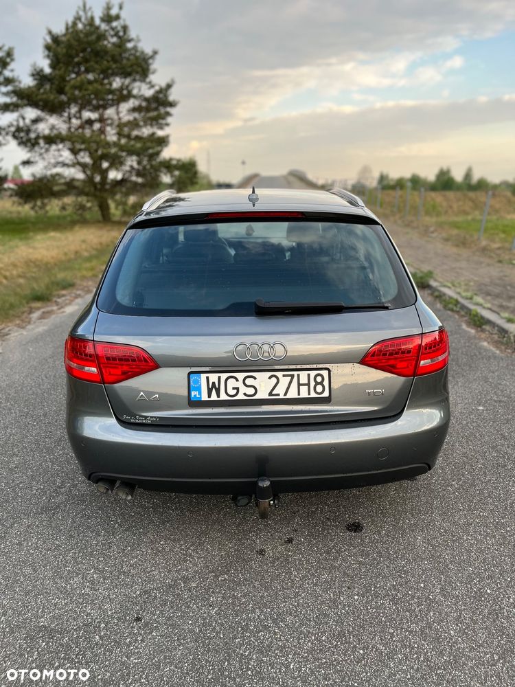 Audi A4 Avant 2.0 TDI - 21