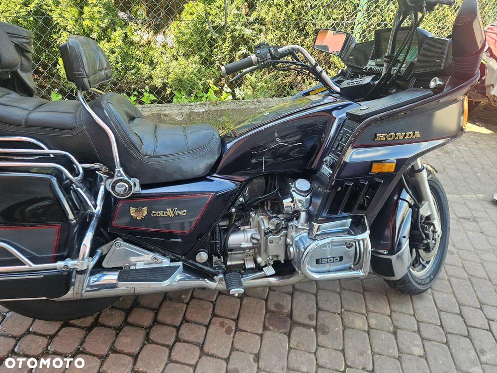 Honda GL - 27