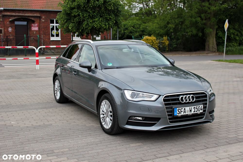 Audi A3 Sportback 1.4 TFSI Ambiente - 1