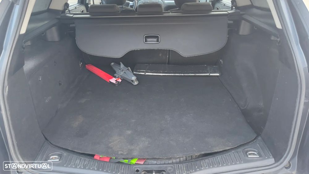 Ford Mondeo SW 1.8 TDCi Titanium - 5