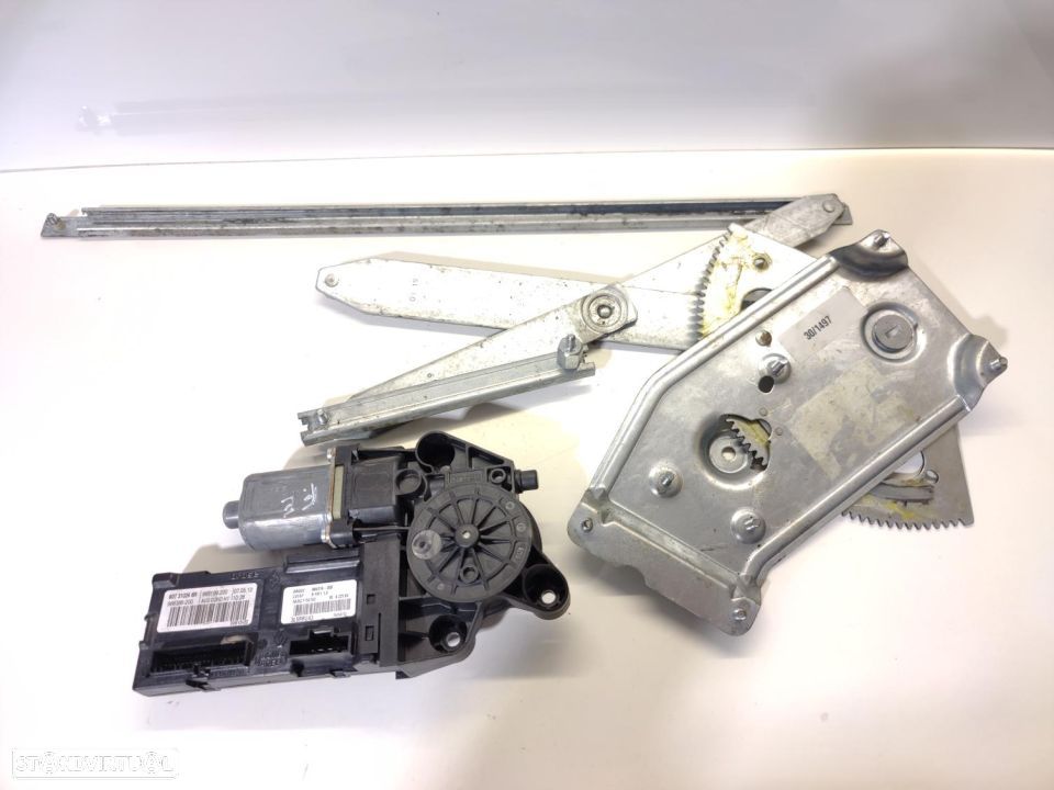 Elevador Esq. vidro Motor Elétrico  Renault Megane 3 III - 1