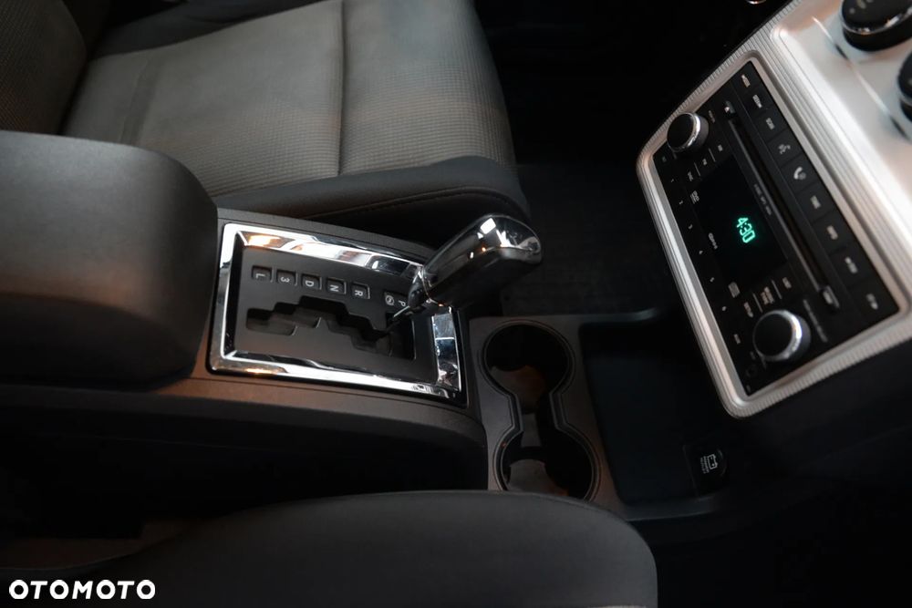 Dodge Journey - 8