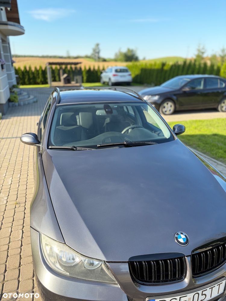 BMW Seria 3 - 16