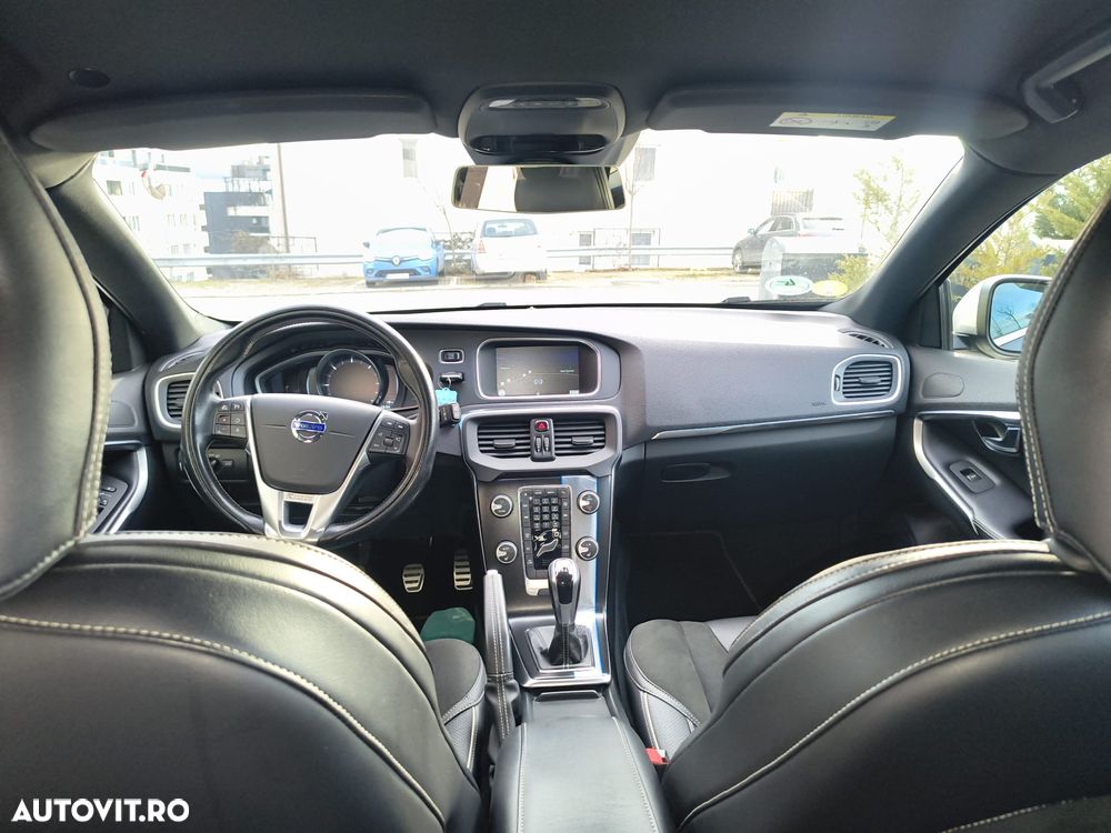 Volvo V40 D2 Basic - 4