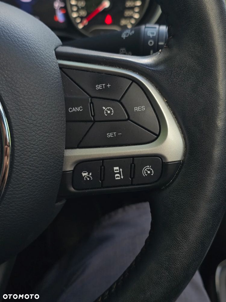 Jeep Compass 2.0 MultiJet Active Drive Automatik Limited - 35