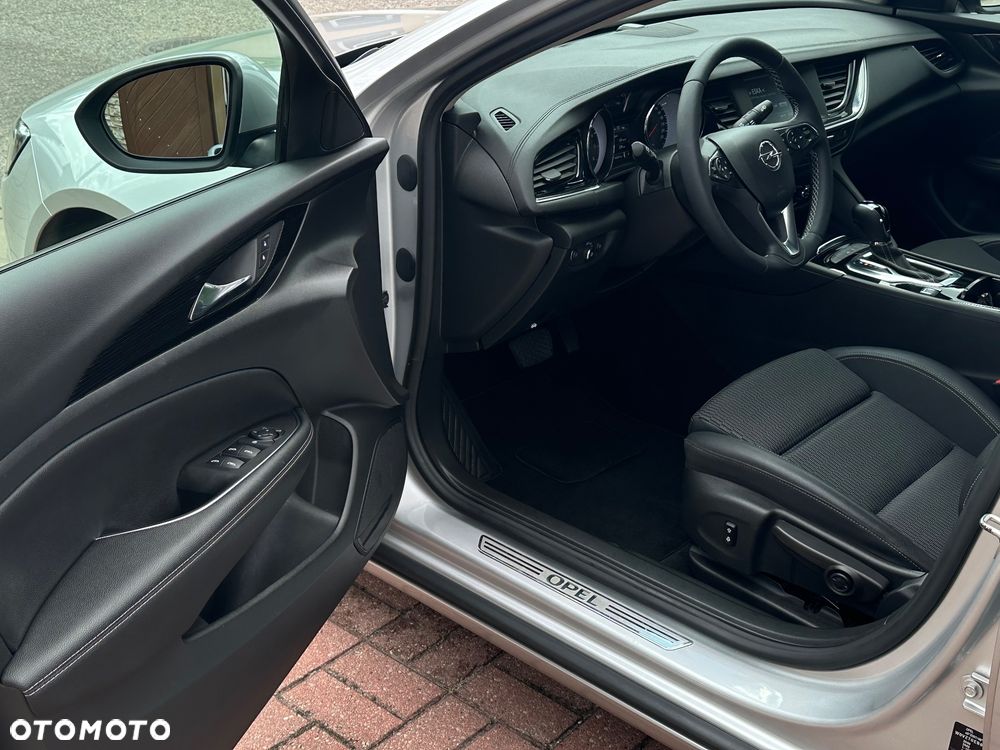 Opel Insignia 1.5 T Exclusive S&S - 4