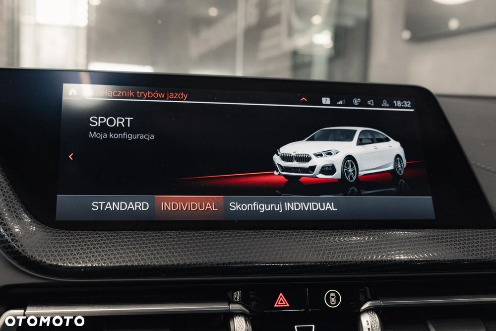 BMW Seria 2 218i M Sport - 22