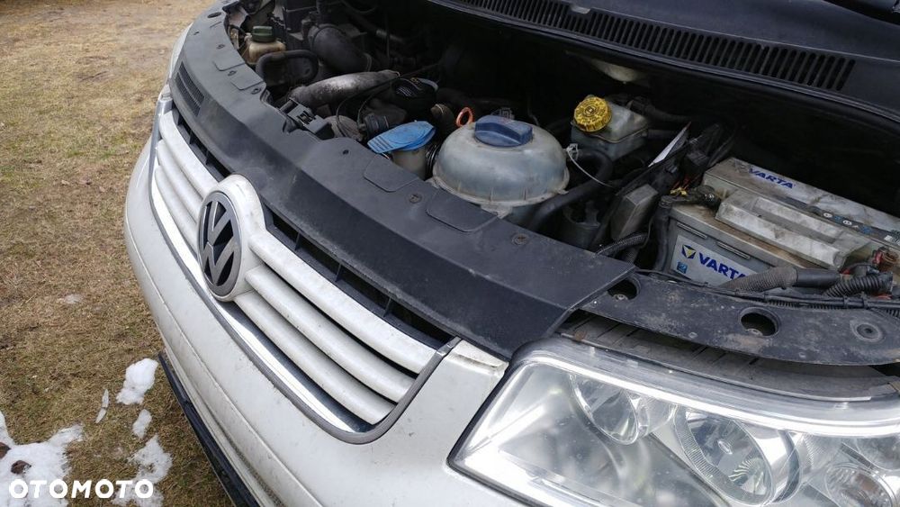 Silnik  VW Transporter T5 2.5 TDI BPC / AXD / AXE - 1