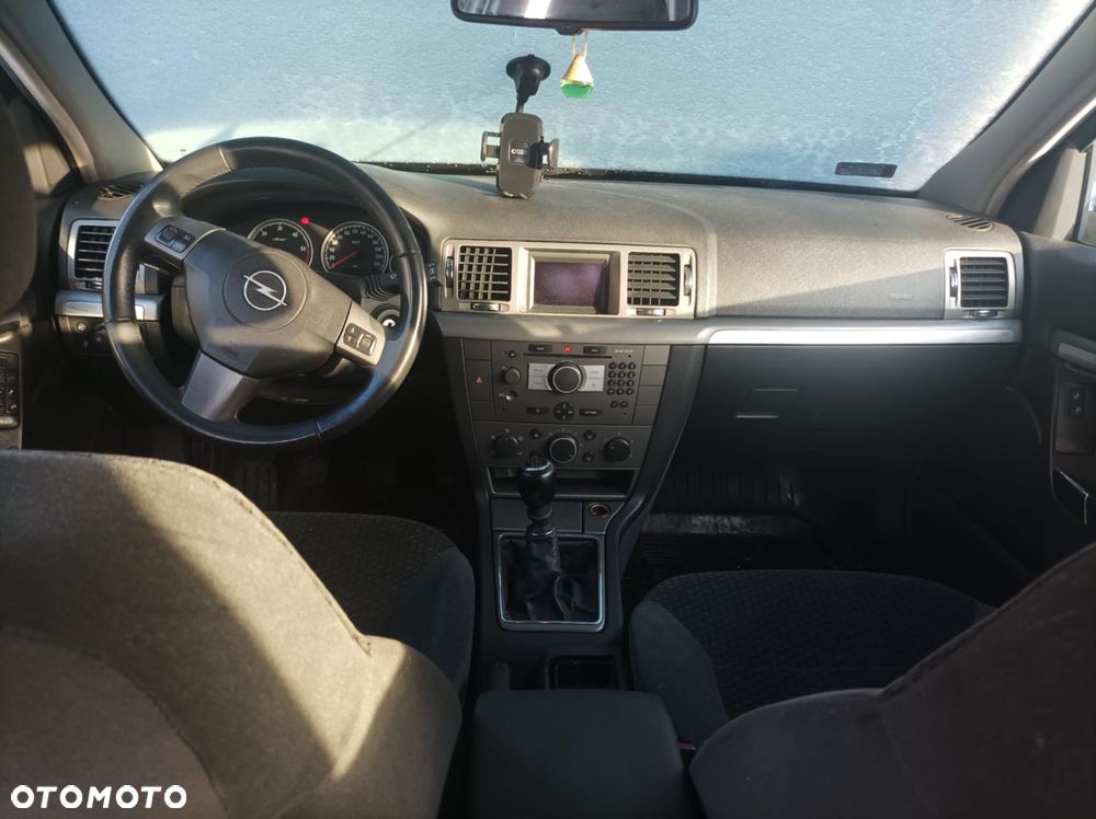Opel Vectra - 8